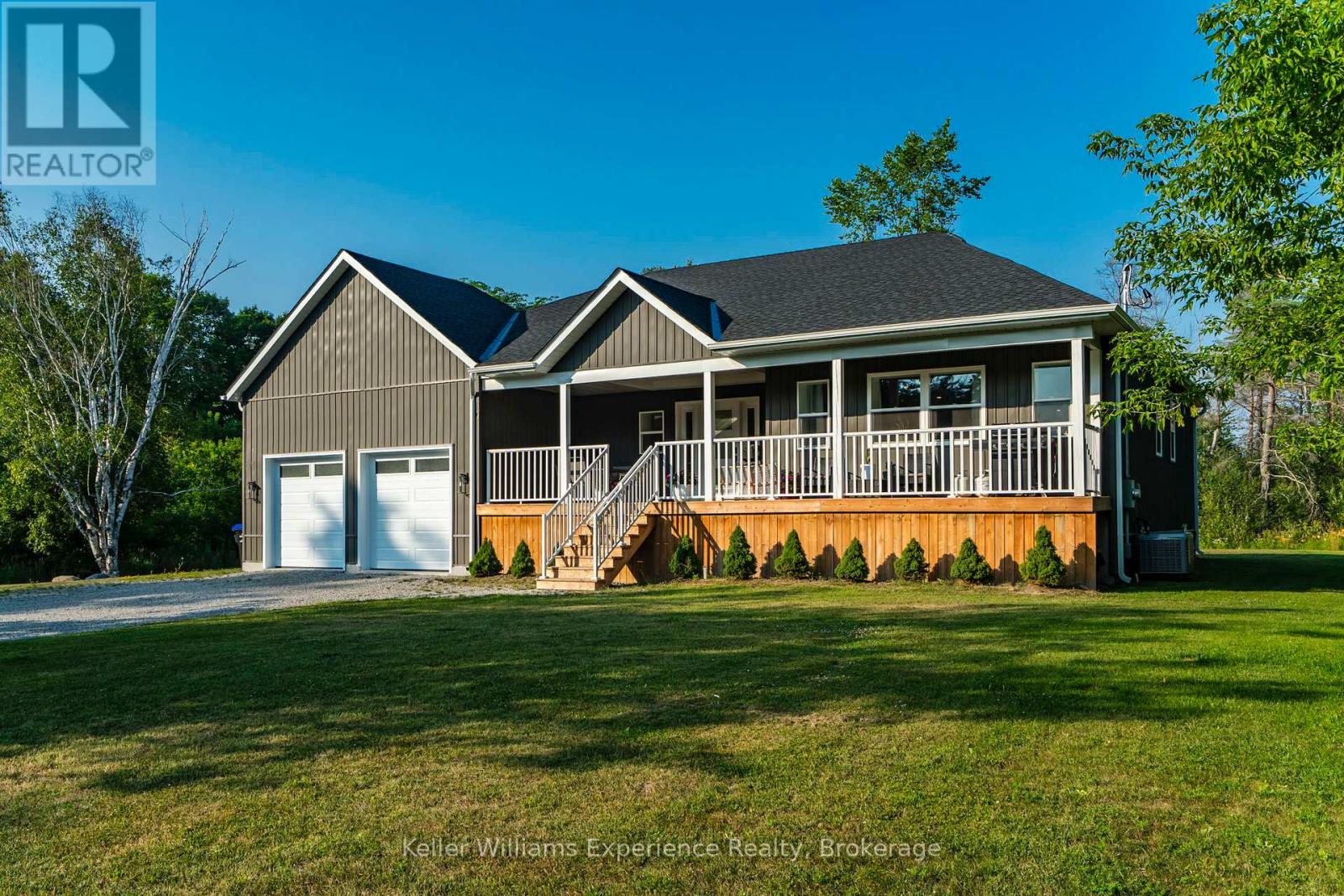 2425 Old Fort Road, Tay, Ontario  L4R 4K3 - Photo 2 - S12350254