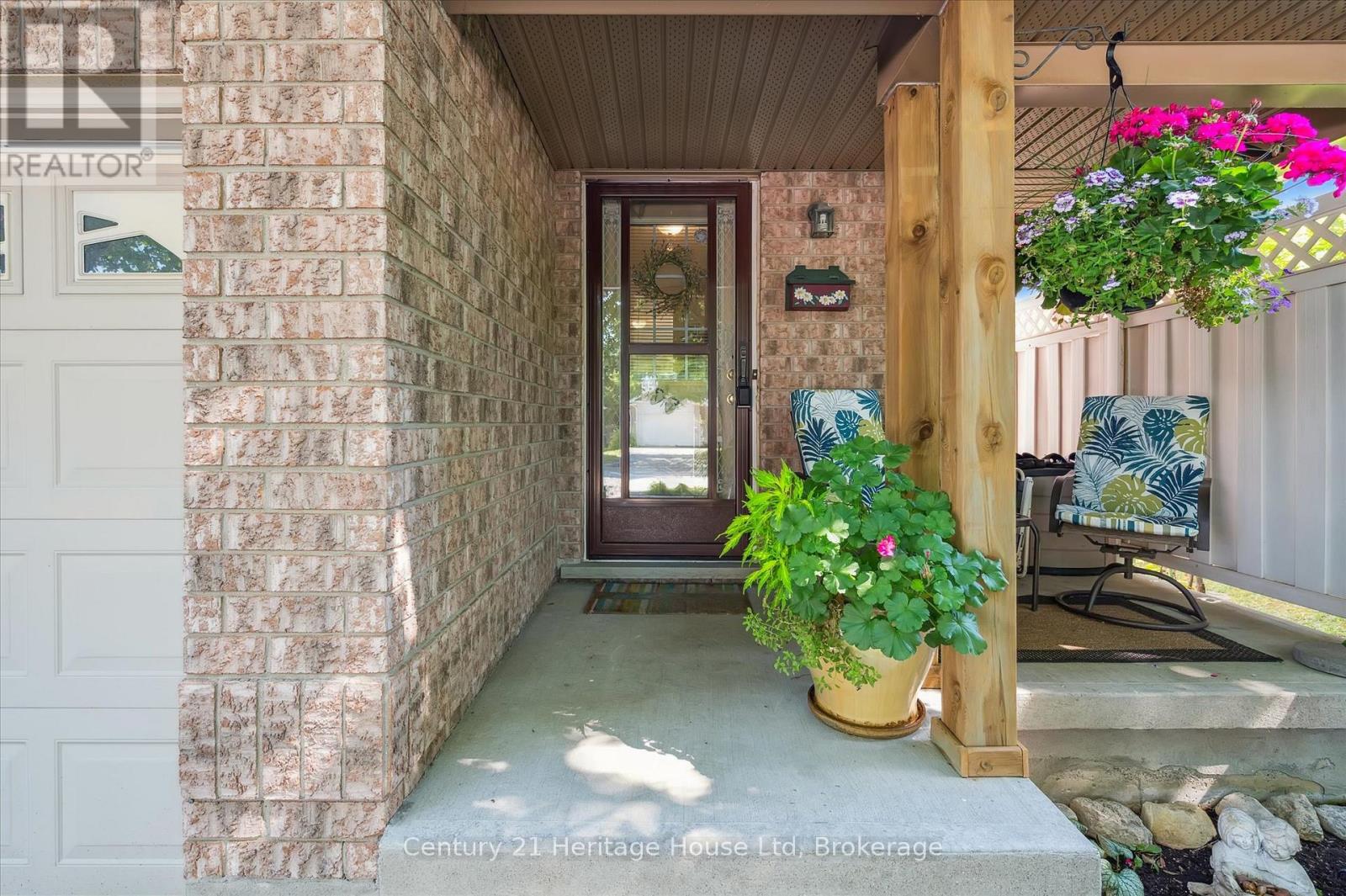 Property at 229 SILURIAN DRIVE image 5