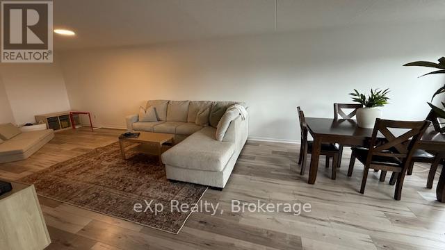 402 - 536 11th Avenue, Hanover, Ontario  N4N 2S4 - Photo 10 - X12350374