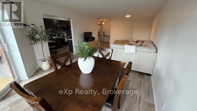 402 - 536 11th Avenue, Hanover, Ontario  N4N 2S4 - Photo 12 - X12350374