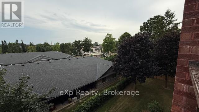 402 - 536 11th Avenue, Hanover, Ontario  N4N 2S4 - Photo 33 - X12350374