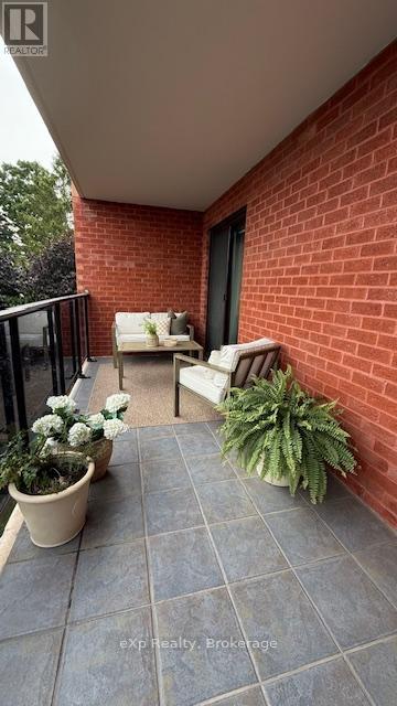 402 - 536 11th Avenue, Hanover, Ontario  N4N 2S4 - Photo 35 - X12350374
