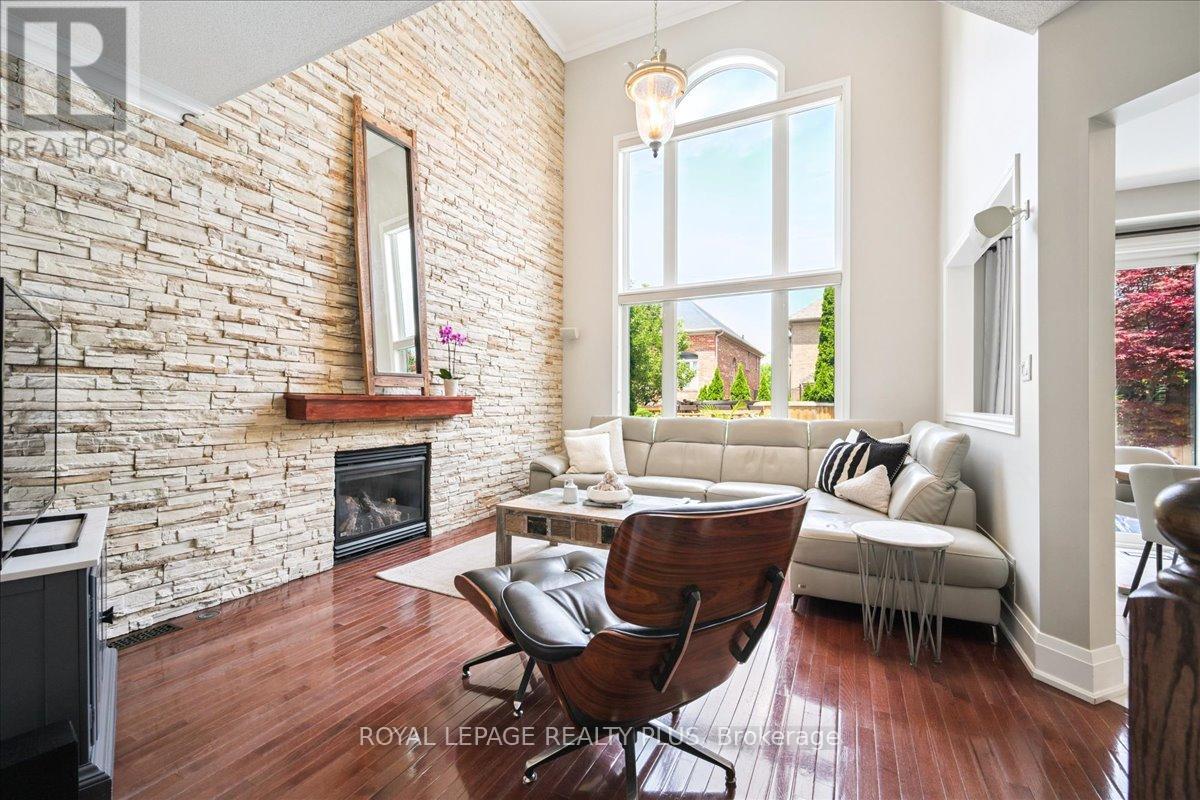 2341 Tesla Crescent, Oakville, Ontario  L6H 7T5 - Photo 15 - W12350179