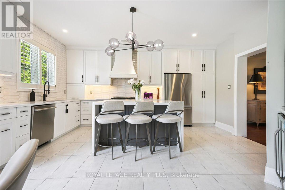 2341 Tesla Crescent, Oakville, Ontario  L6H 7T5 - Photo 21 - W12350179