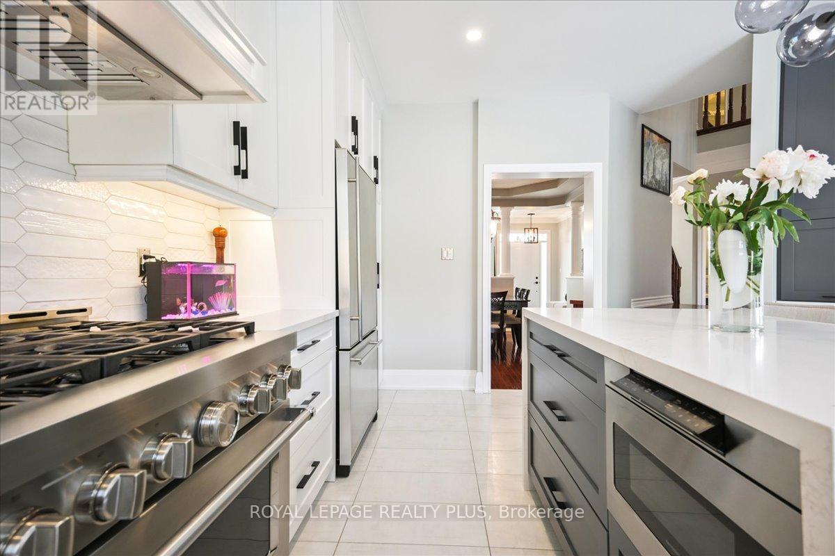 2341 Tesla Crescent, Oakville, Ontario  L6H 7T5 - Photo 25 - W12350179