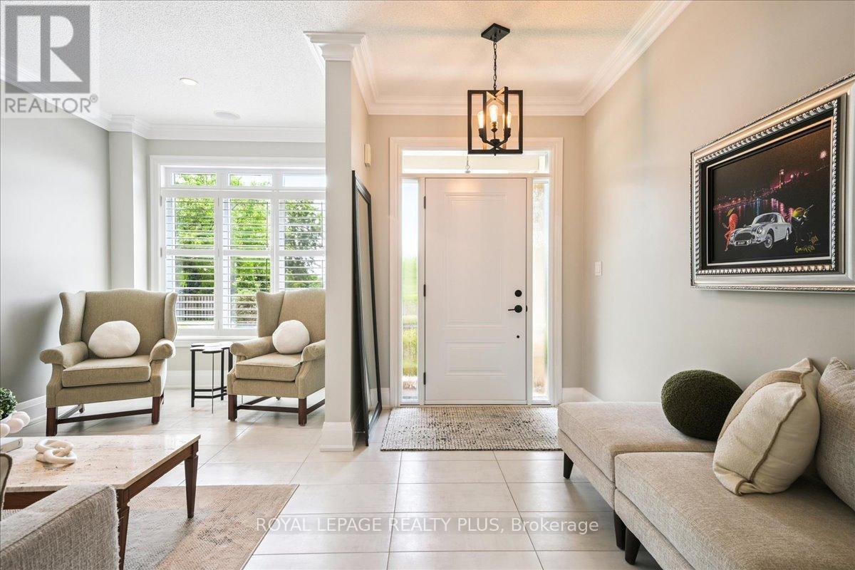 2341 Tesla Crescent, Oakville, Ontario  L6H 7T5 - Photo 4 - W12350179