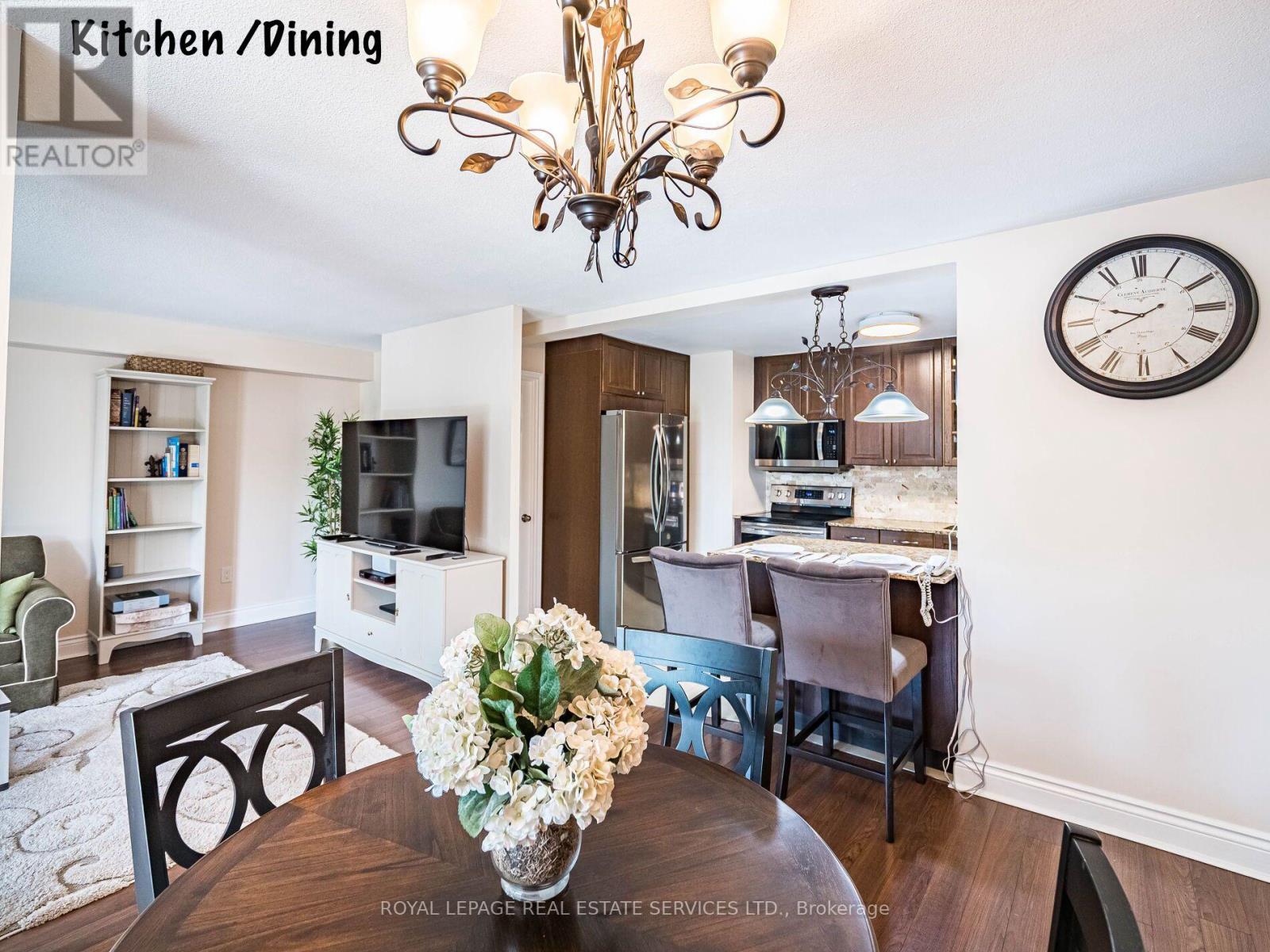 203 - 1300 Mississauga Valley Boulevard, Mississauga, Ontario L5A 3S8 - Photo 13 - W12350226