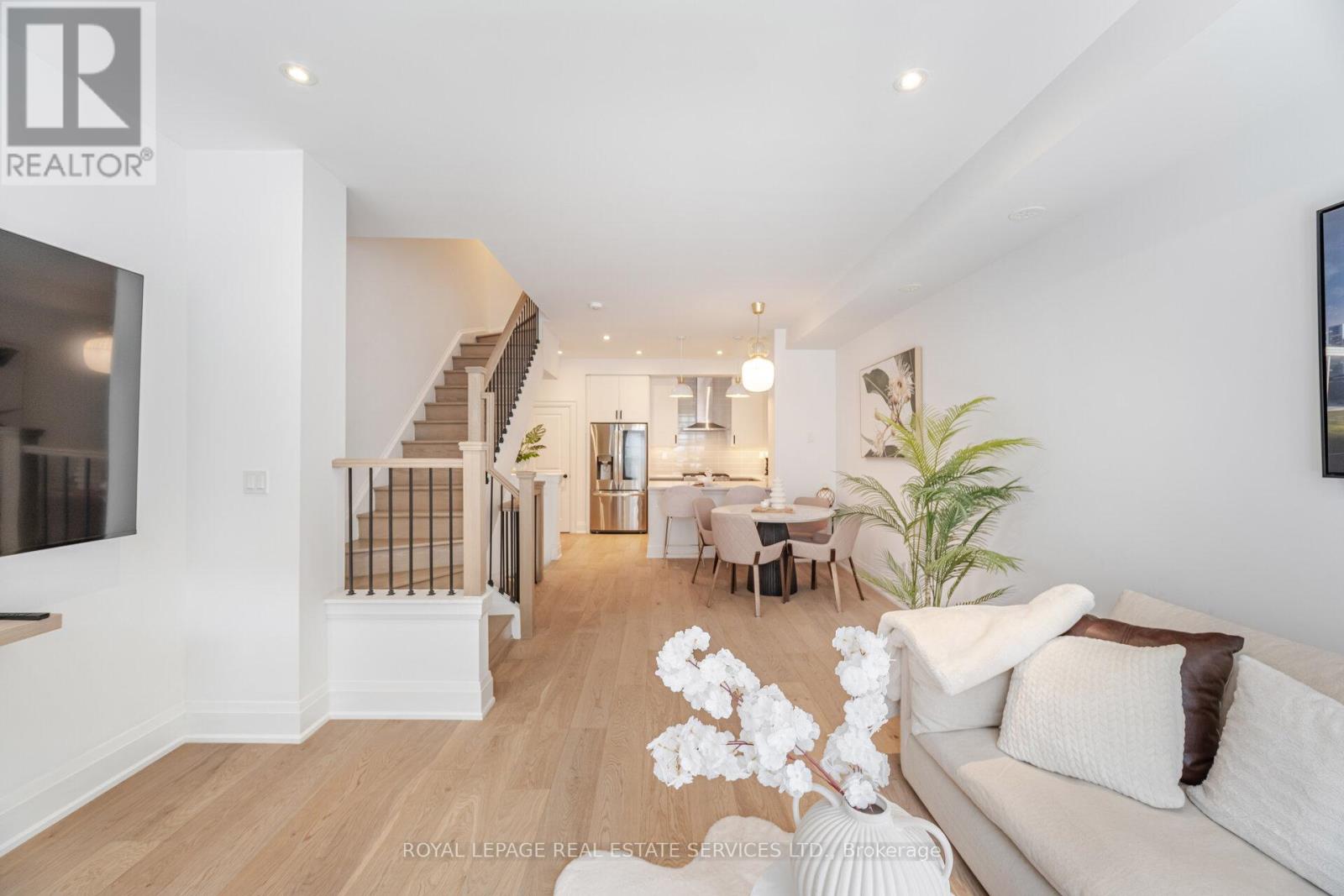 78 - 15 Lunar Crescent, Mississauga, Ontario  L5M 2R6 - Photo 13 - W12350239
