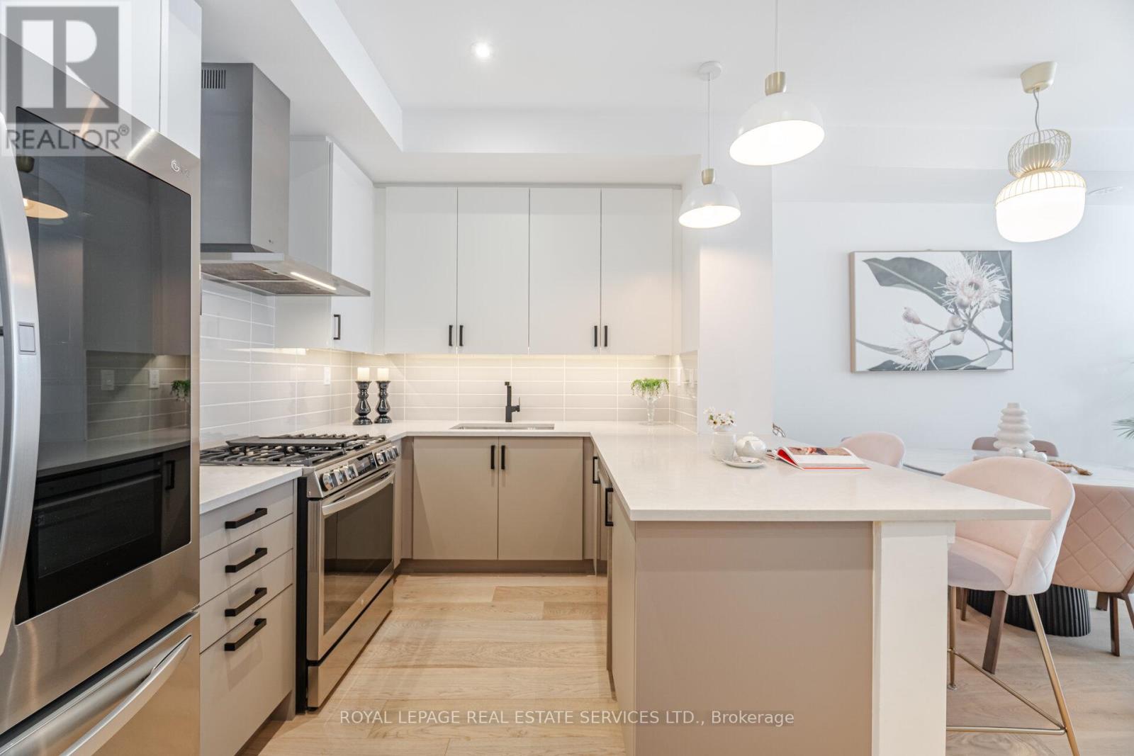 78 - 15 Lunar Crescent, Mississauga, Ontario  L5M 2R6 - Photo 6 - W12350239
