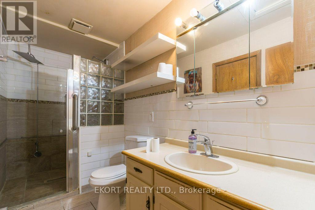 153 Station Street, Belleville, Ontario  K8N 2S9 - Photo 17 - X12348734