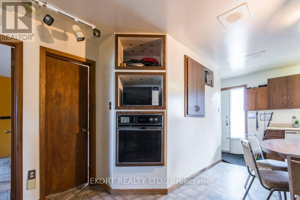 153 Station Street, Belleville, Ontario  K8N 2S9 - Photo 12 - X12348734