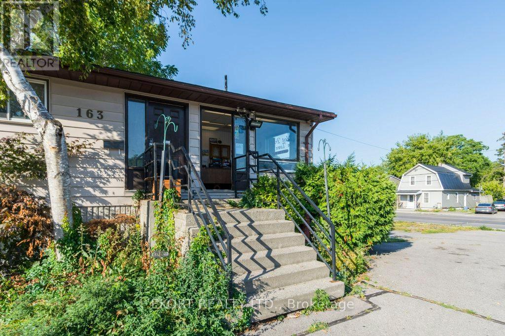 153 Station Street, Belleville, Ontario  K8N 2S9 - Photo 4 - X12348734