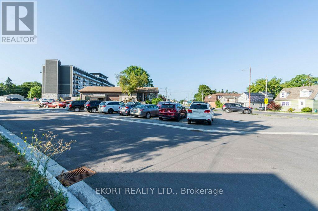 153 Station Street, Belleville, Ontario  K8N 2S9 - Photo 6 - X12348734