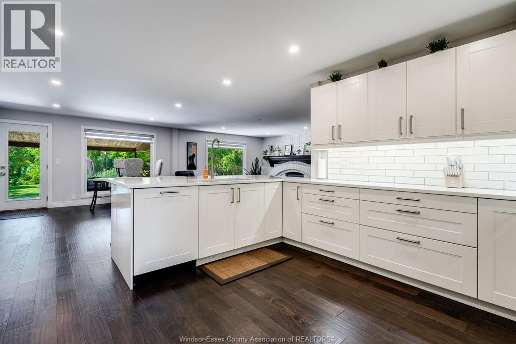 Property at 415 EAST PUCE ROAD image 4