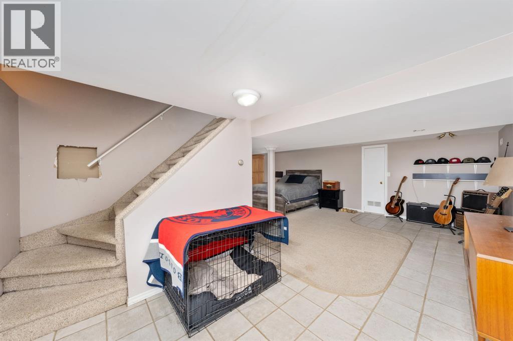 660 Elizabeth Avenue, Sarnia, Ontario  N7S 2T7 - Photo 26 - 25020955