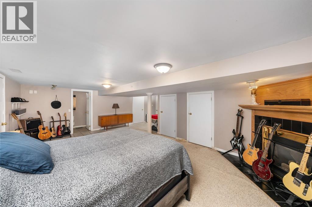 660 Elizabeth Avenue, Sarnia, Ontario  N7S 2T7 - Photo 28 - 25020955