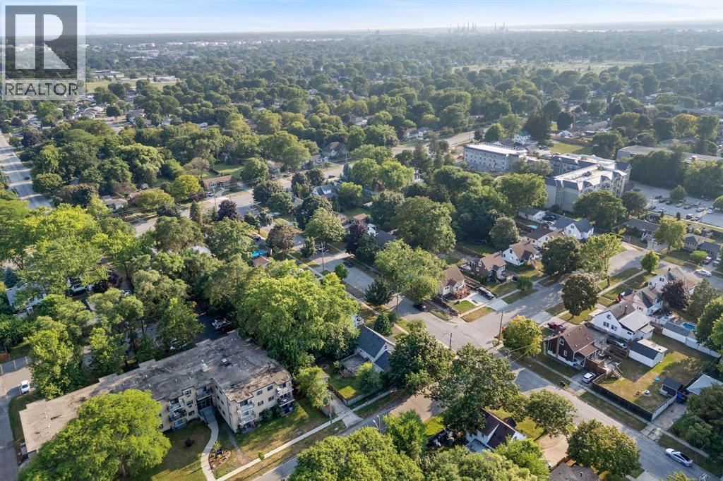 660 Elizabeth Avenue, Sarnia, Ontario  N7S 2T7 - Photo 47 - 25020955