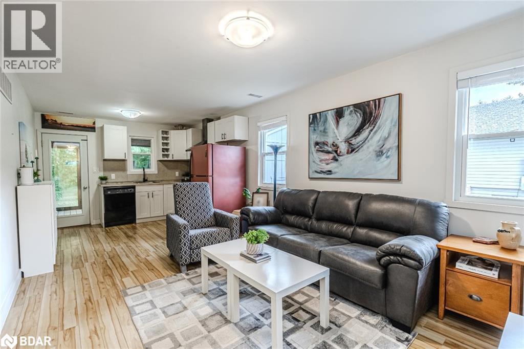 Property at 703 CHESTNUT Street image 3
