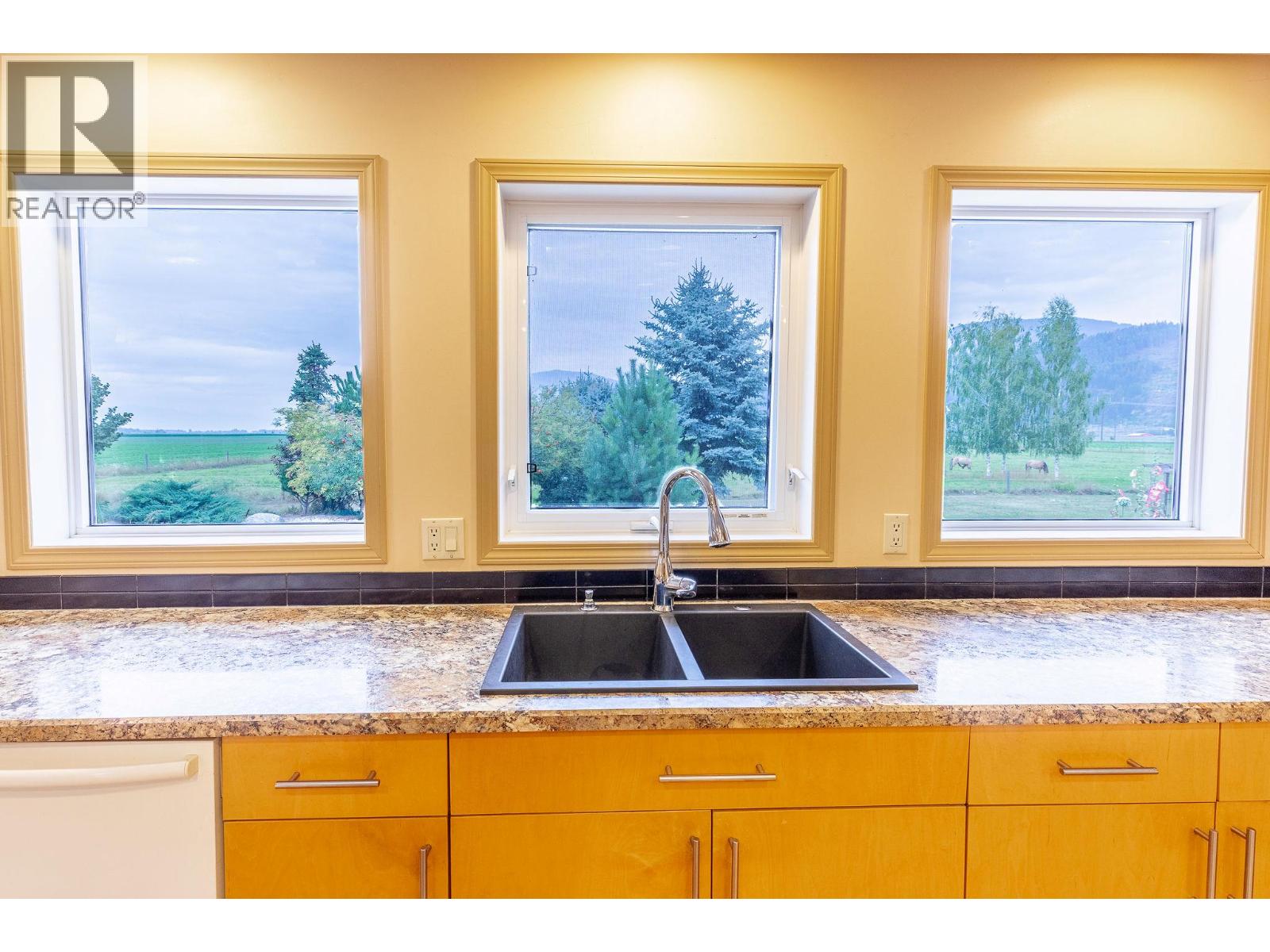 710 Indian Road, Creston, British Columbia  V0B 1G8 - Photo 21 - 10359419