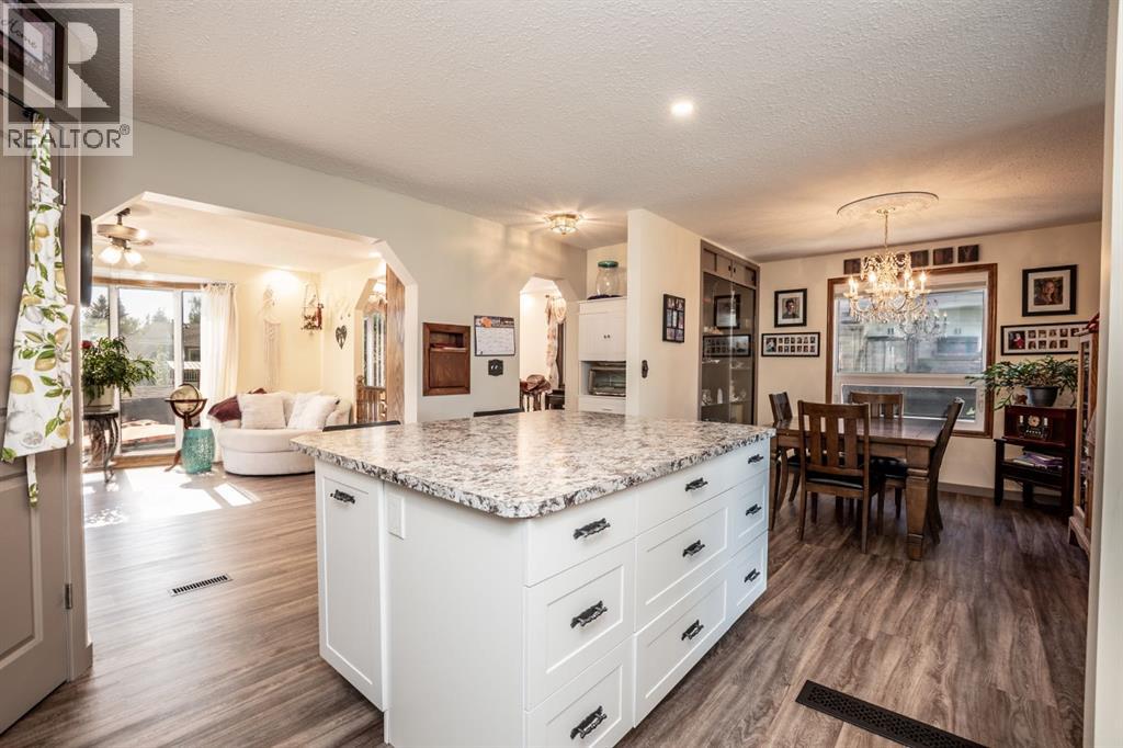 911 12 Street Se, High River, Alberta  T1V 1L2 - Photo 9 - A2247945