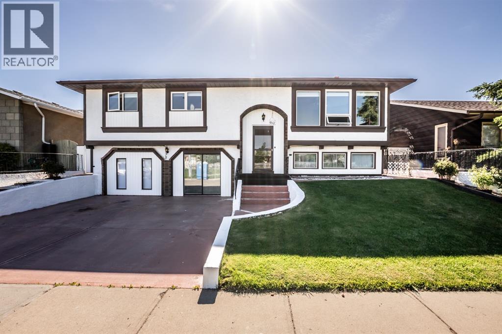 911 12 Street Se, High River, Alberta  T1V 1L2 - Photo 2 - A2247945