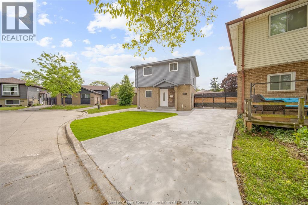 Property at 9914 FOREST GLADE COURT image 3