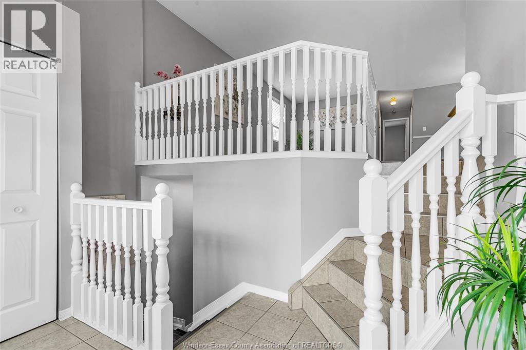 Property at 475 MERRILL AVENUE image 4