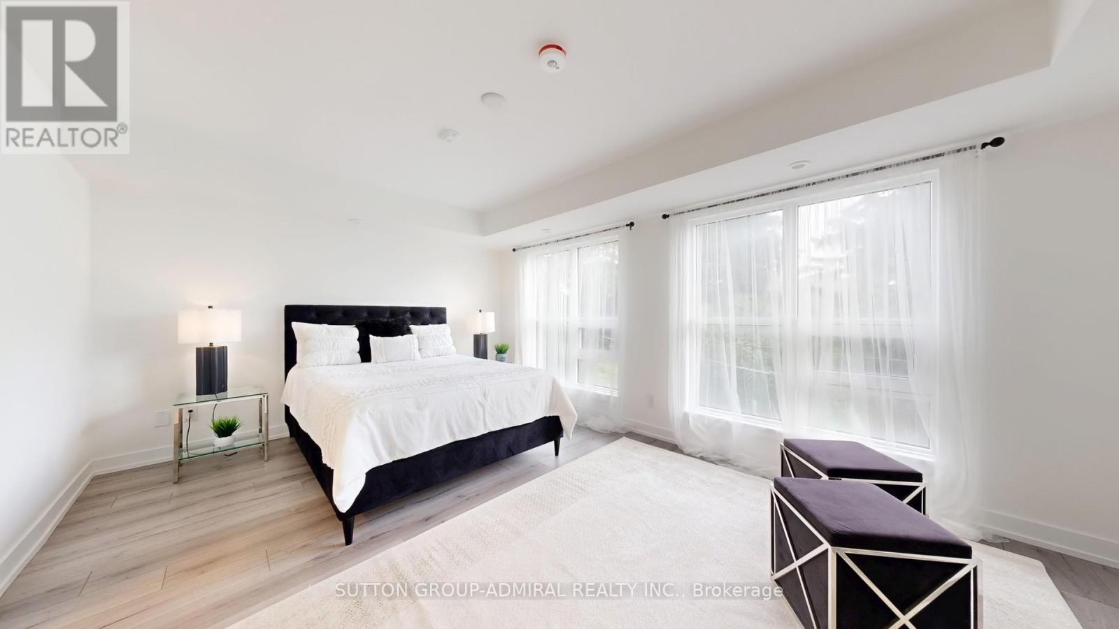 Th20 - 851 Sheppard Avenue W, Toronto, Ontario  M3H 0G2 - Photo 17 - C12350289