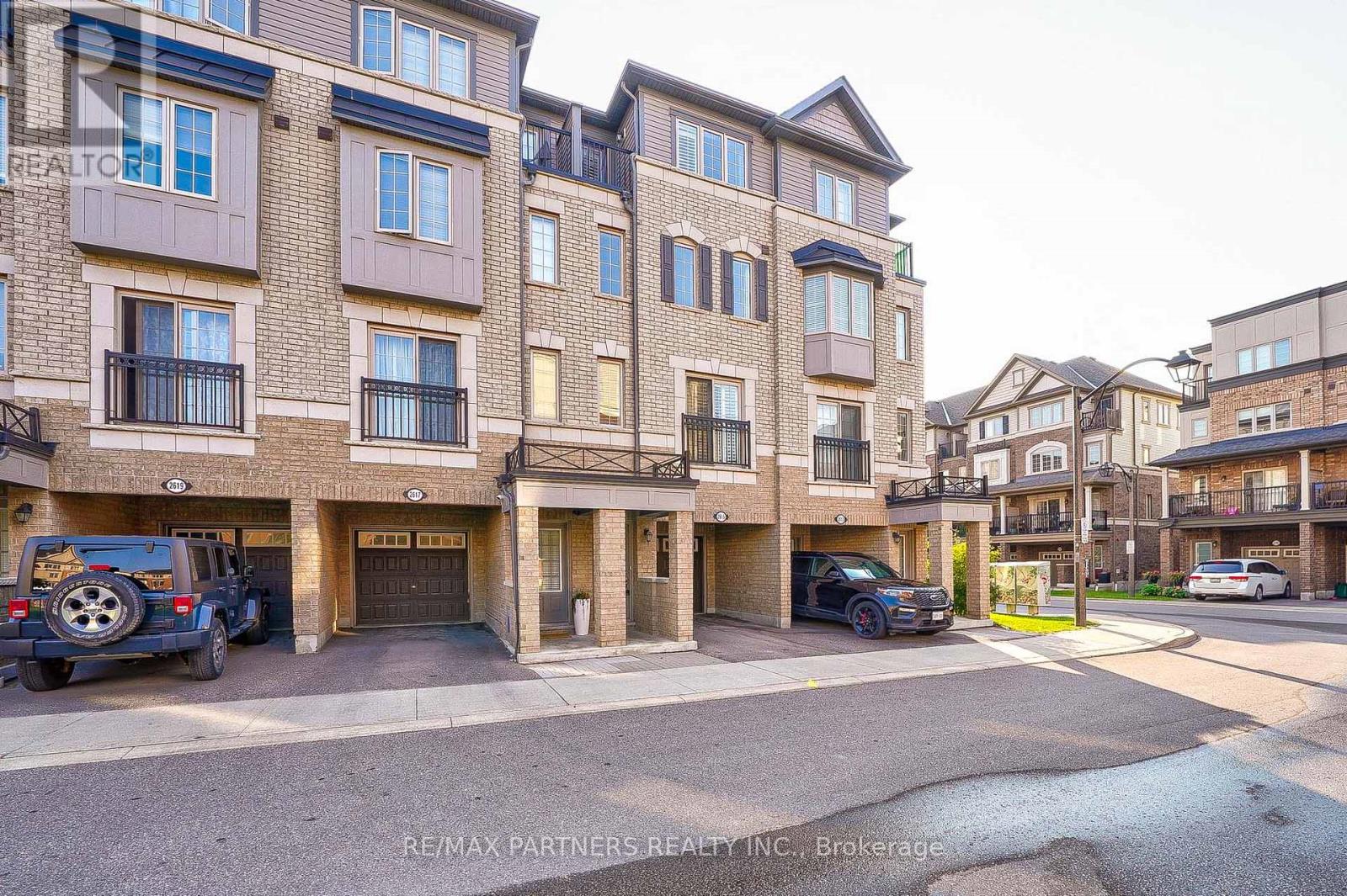 2615 Eaglesham Path, Oshawa, Ontario  L1L 0M7 - Photo 1 - E12350384