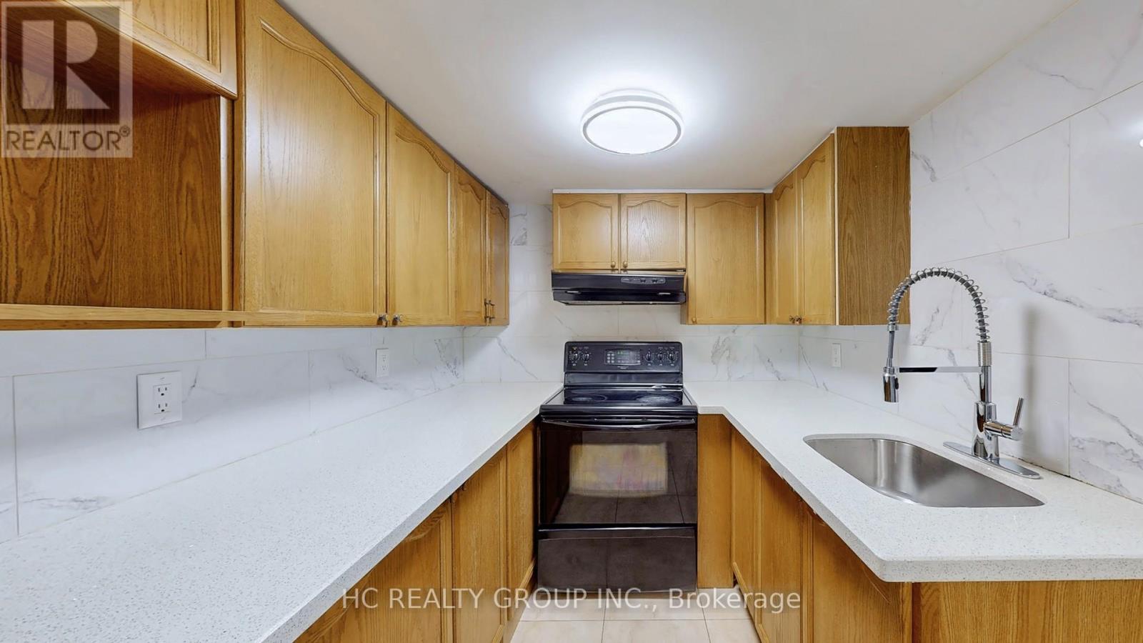 67 Melbourne Drive, Richmond Hill, Ontario L4S 2V2 - Photo 38 - N12350311