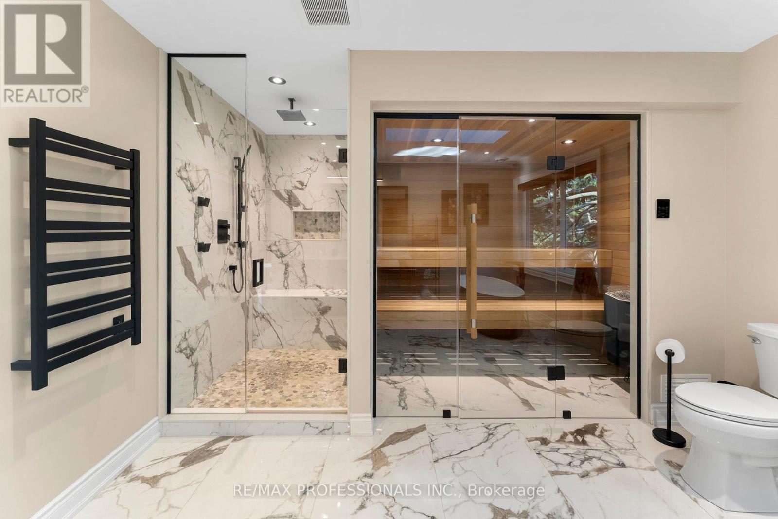 1 Trillium Terrace, Toronto, Ontario  M8Y 1V9 - Photo 17 - W12350268