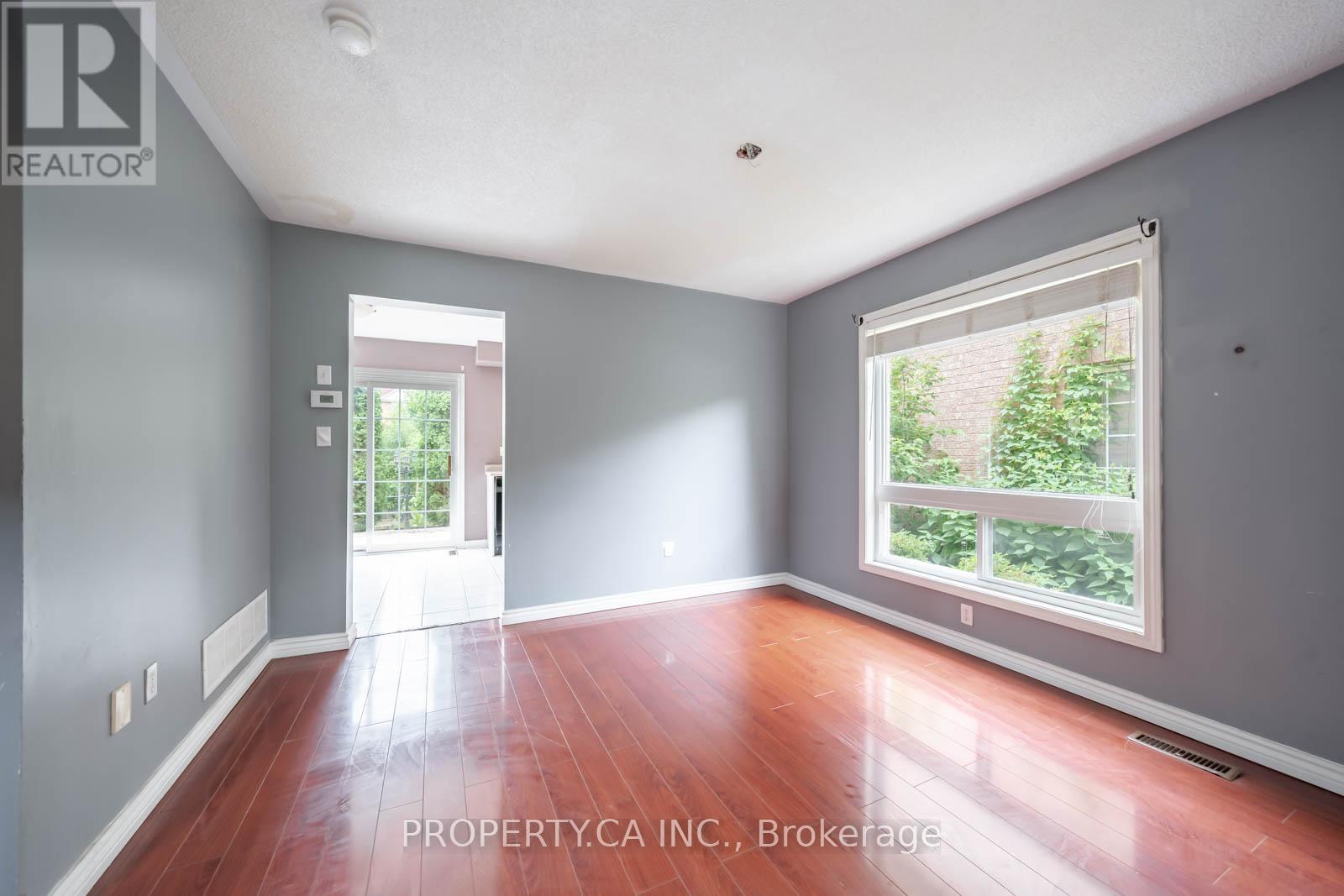 16 Fidelity Avenue, Brampton, Ontario  L7A 2S6 - Photo 11 - W12350276