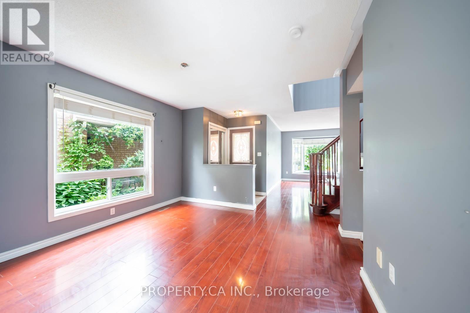 16 Fidelity Avenue, Brampton, Ontario  L7A 2S6 - Photo 12 - W12350276