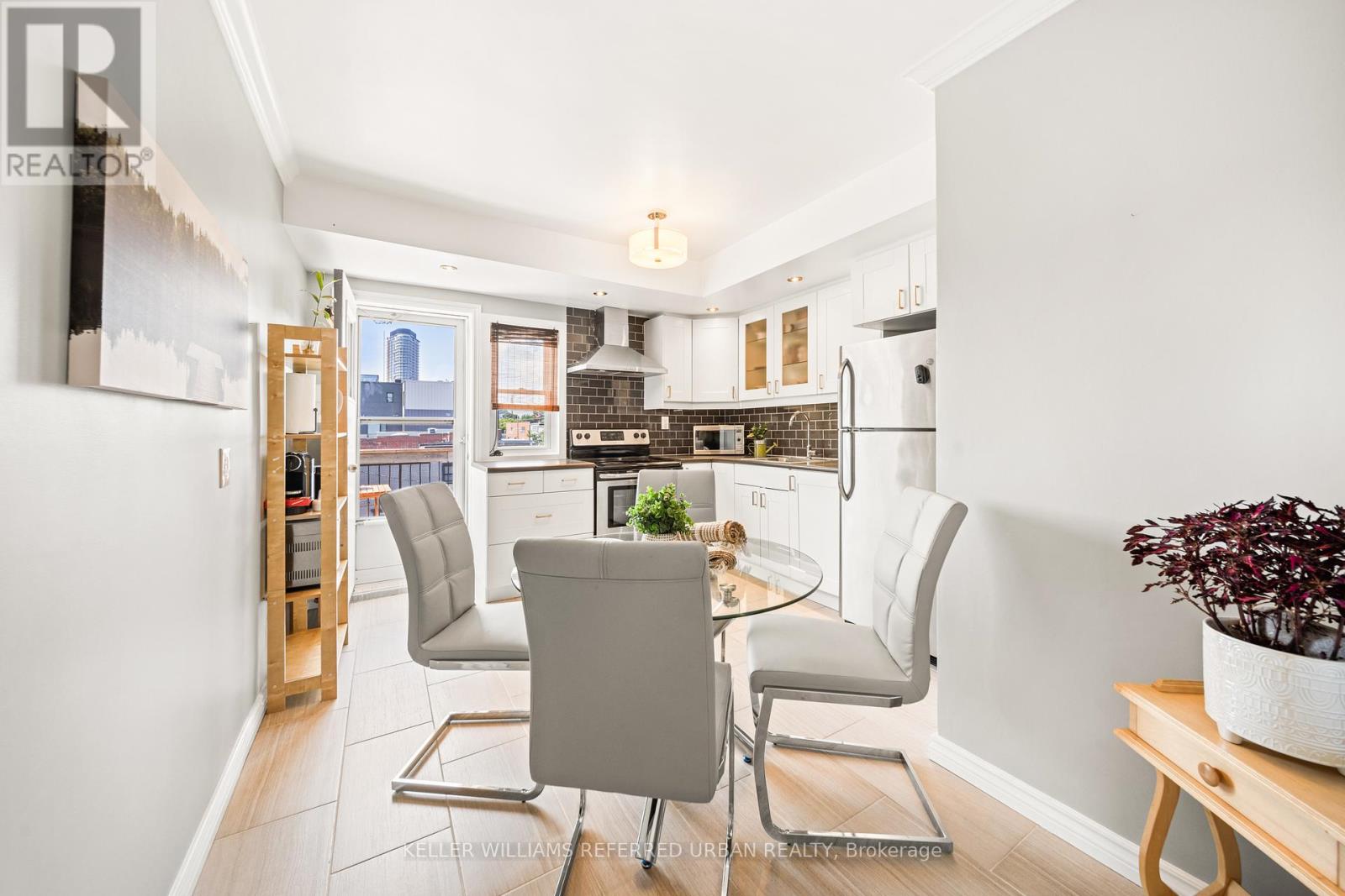 1078 Dovercourt Road, Toronto, Ontario  M6H 2X8 - Photo 39 - W12350347