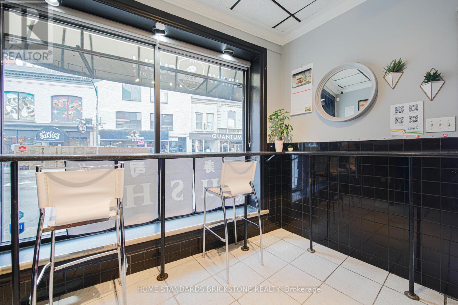 102 - 484 Richmond St Street E, London East, Ontario  N6A 3E6 - Photo 6 - X12350327