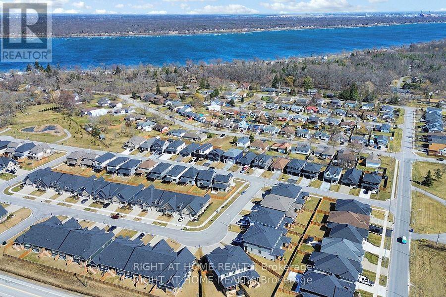 3805 Simpson Lane, Fort Erie, Ontario  L2V 0K1 - Photo 46 - X12350394