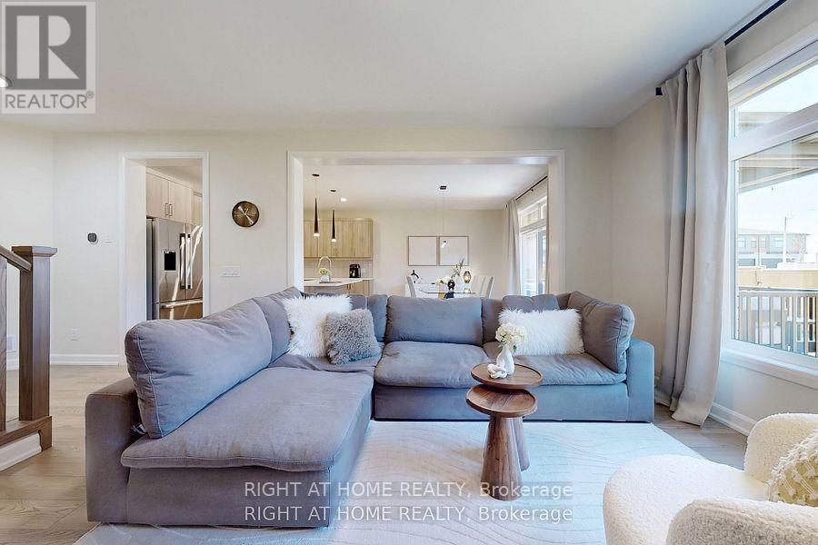 3805 Simpson Lane, Fort Erie, Ontario  L2V 0K1 - Photo 7 - X12350394