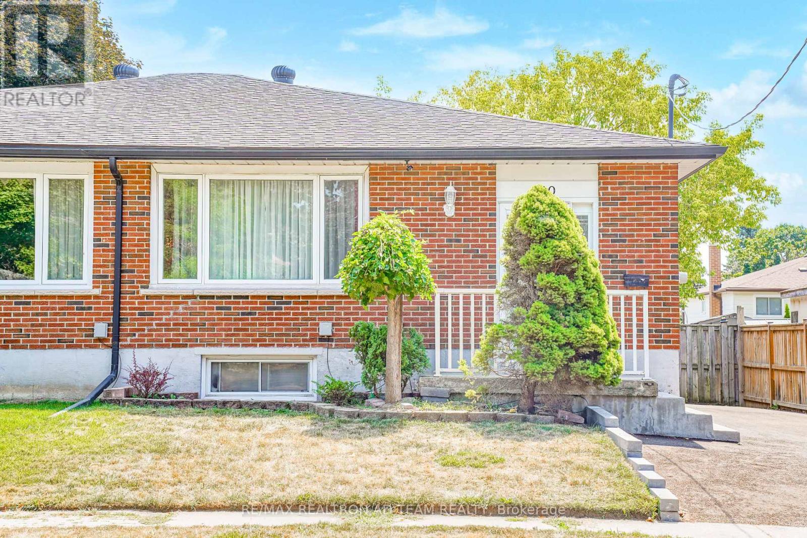 20 Little Avenue, Clarington, Ontario  L1C 1J6 - Photo 1 - E12350453