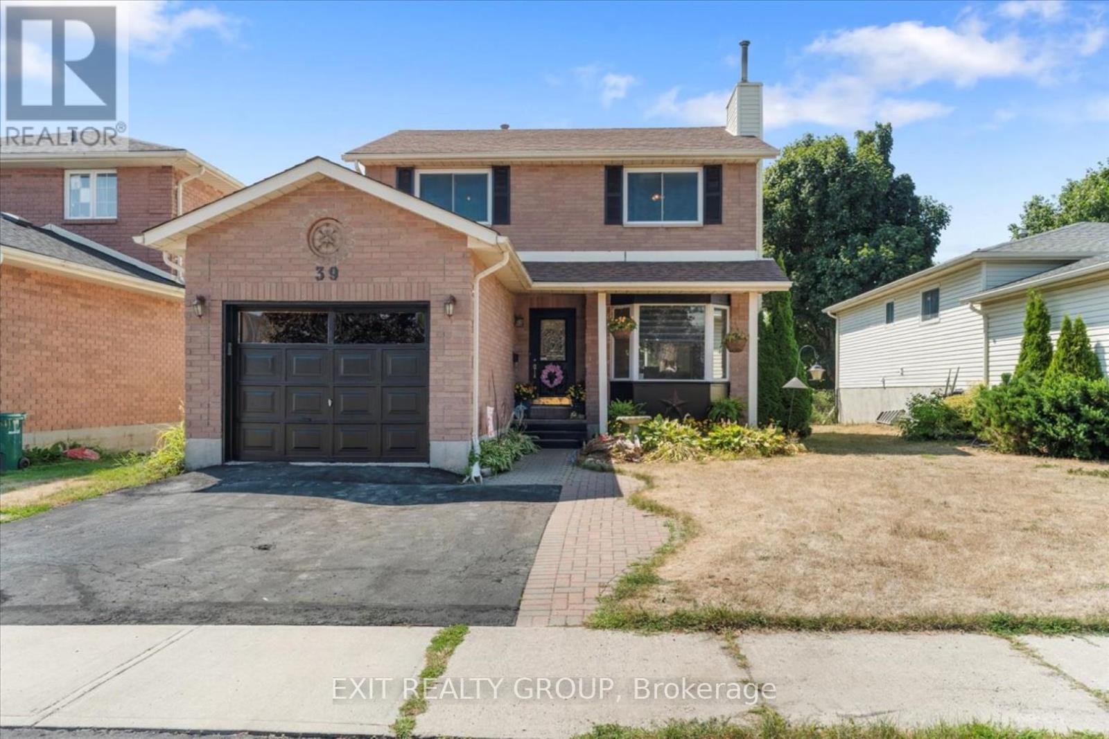 39 Sherwood Crescent, Belleville, Ontario  K8P 5G2 - Photo 1 - X12350550
