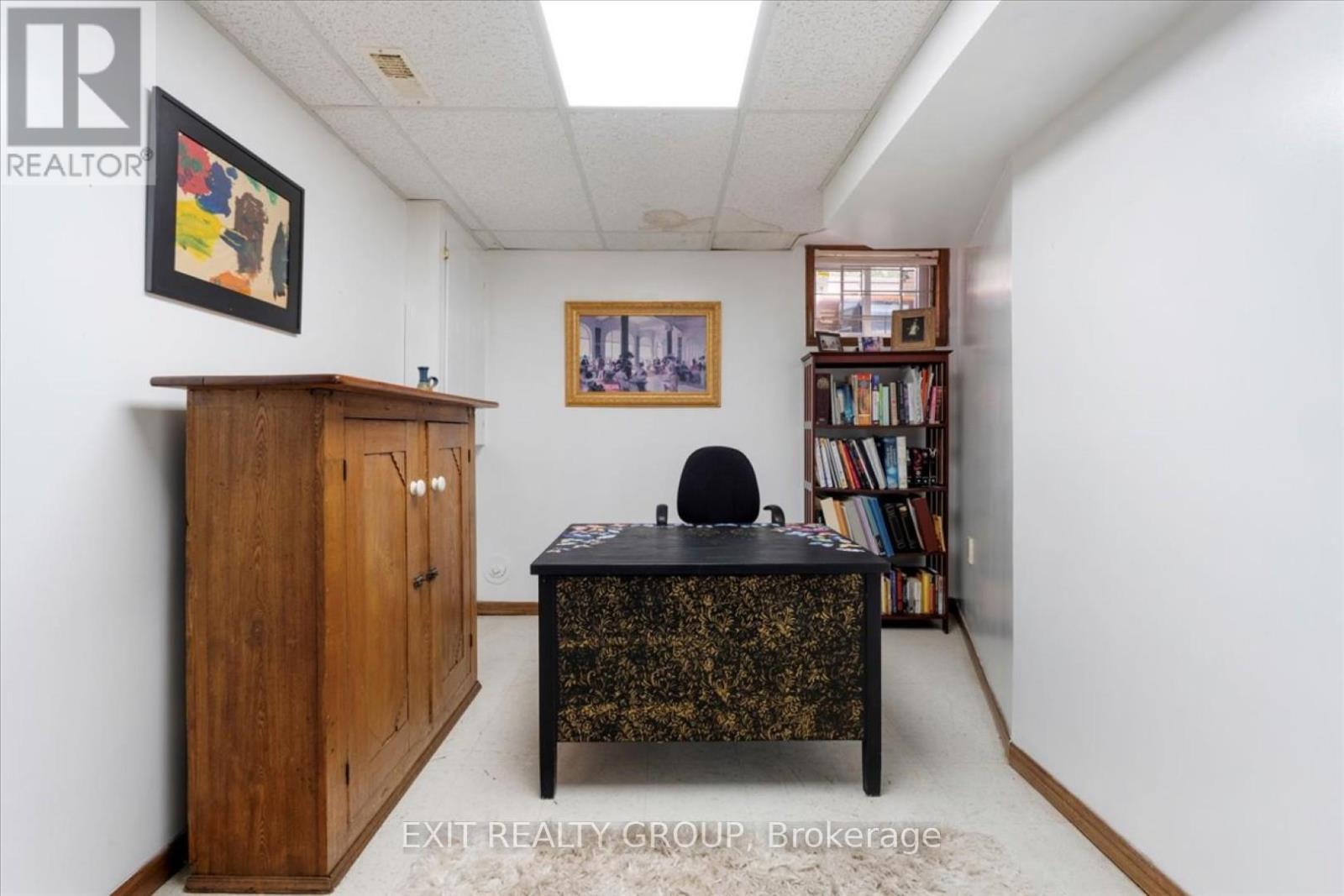 39 Sherwood Crescent, Belleville, Ontario  K8P 5G2 - Photo 32 - X12350550