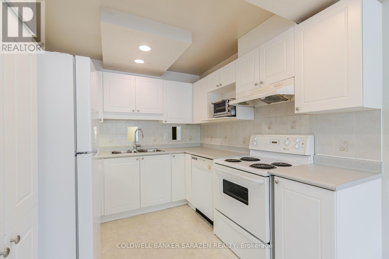 106 Costello Avenue, Ottawa, Ontario  K2H 7C5 - Photo 11 - X12350477