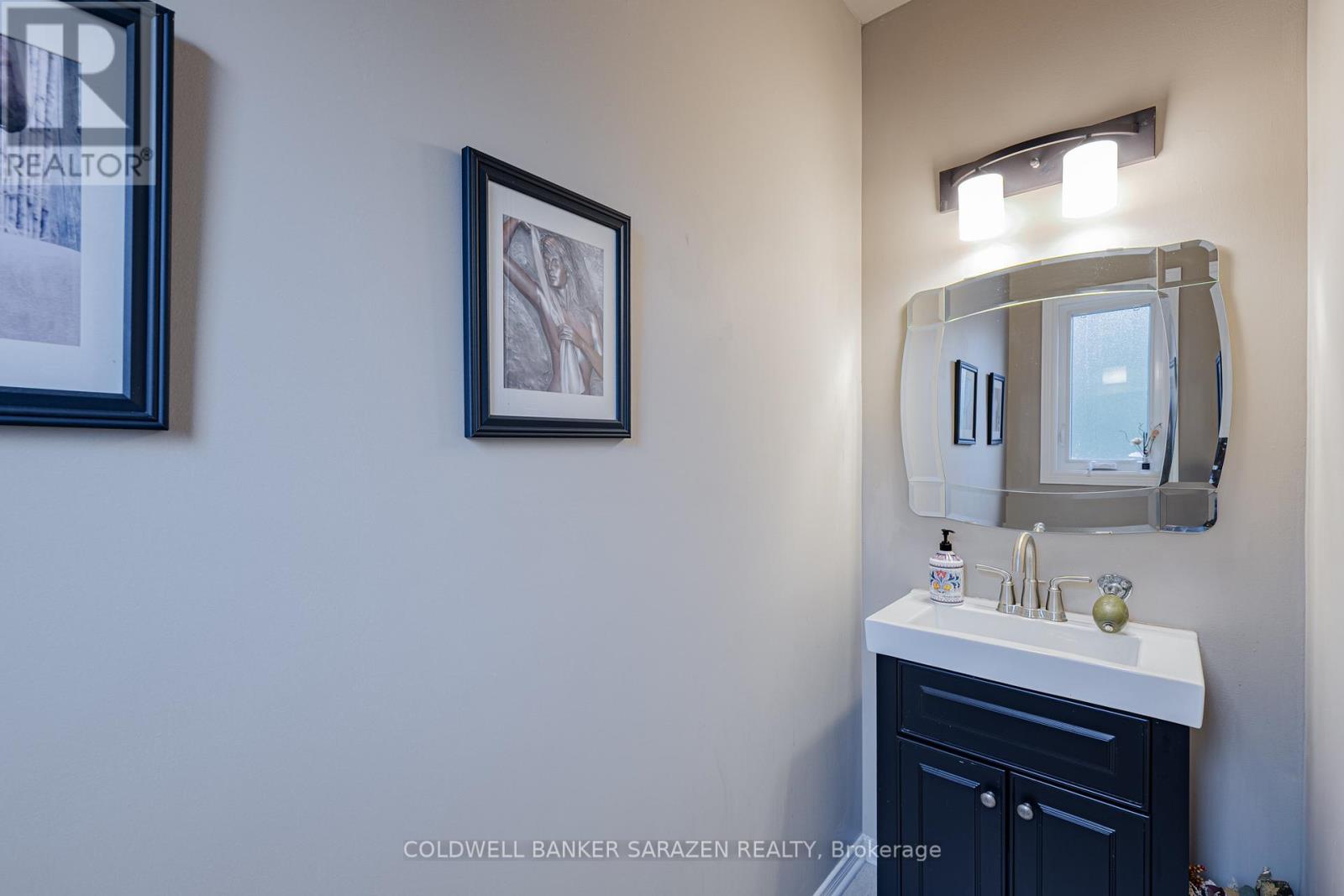 Property at 108 ASHPARK CRESCENT image 4