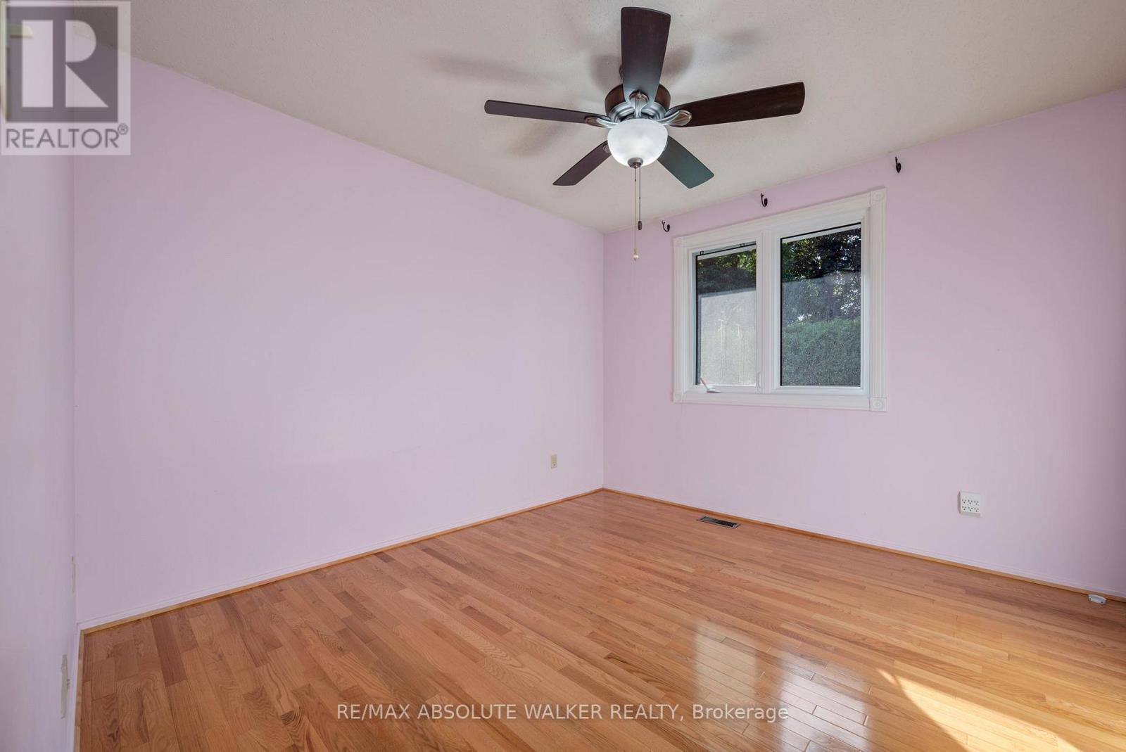 1439 Metz Crescent, Ottawa, Ontario  K1K 3Z9 - Photo 24 - X12350511