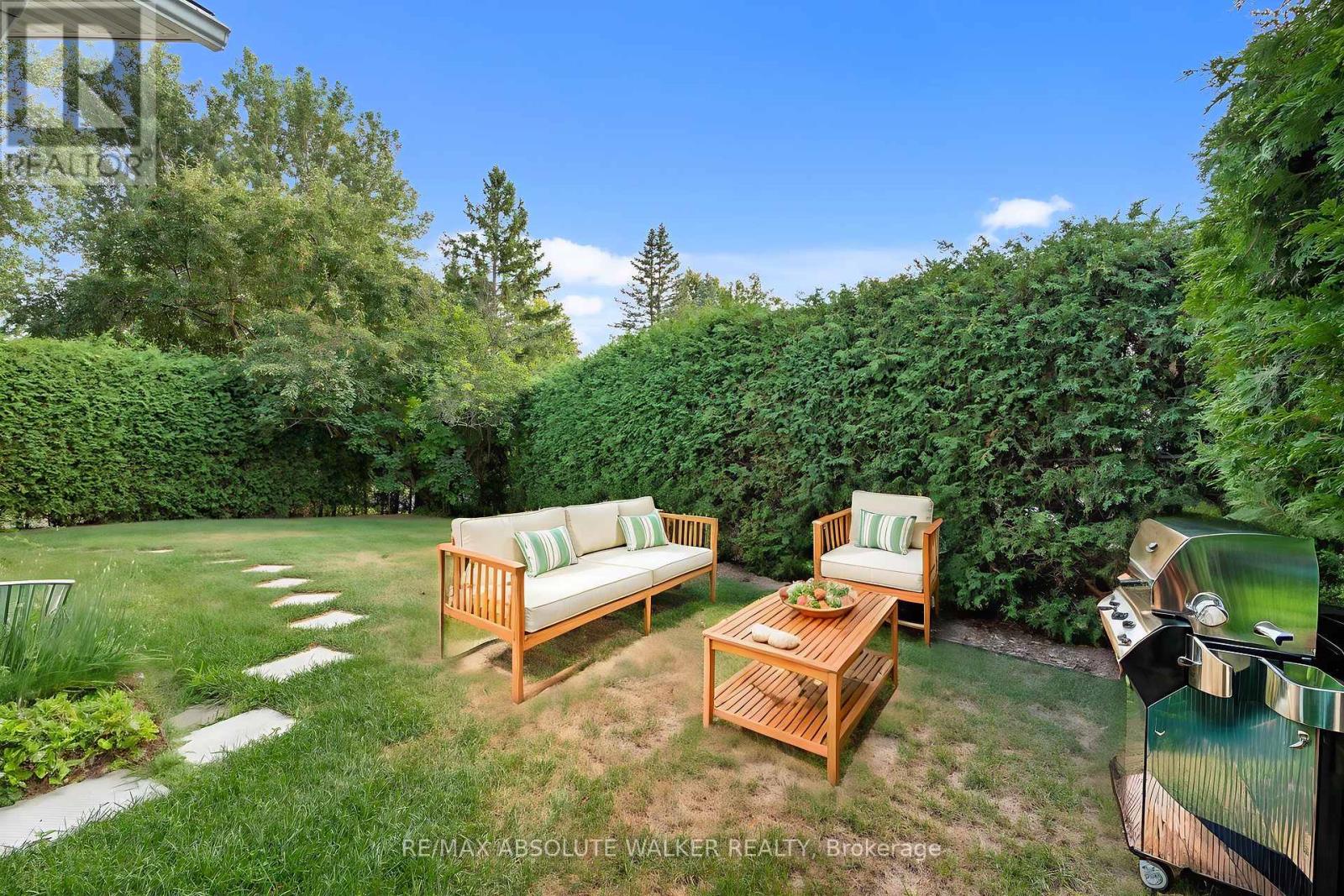 1439 Metz Crescent, Ottawa, Ontario  K1K 3Z9 - Photo 43 - X12350511