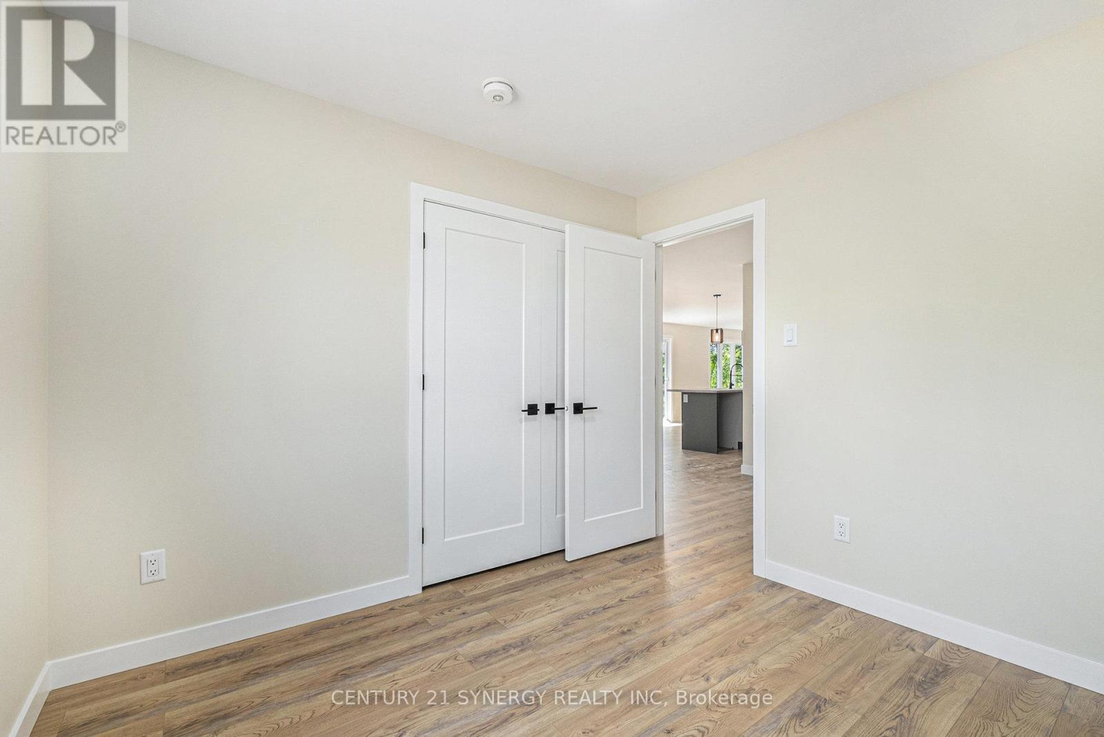 16998 Chevrier Street, North Stormont, Ontario  K0C 1V0 - Photo 25 - X12350565