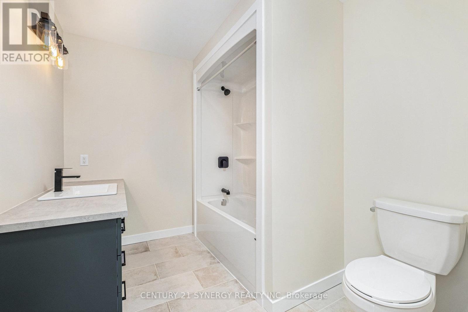16998 Chevrier Street, North Stormont, Ontario  K0C 1V0 - Photo 31 - X12350565