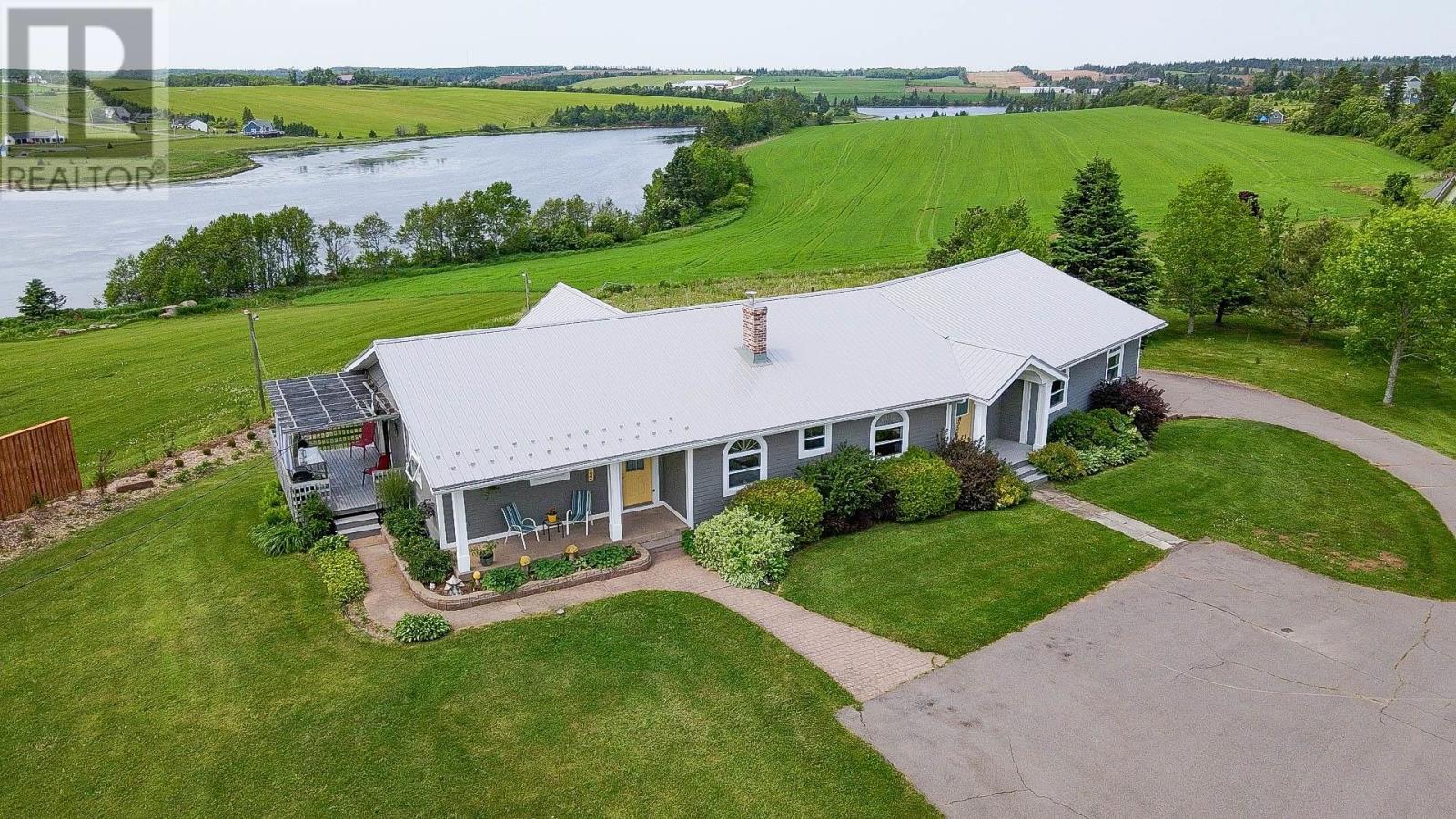 288 Route 258, New Glasgow, Prince Edward Island  C0A 1N0 - Photo 2 - 202514713