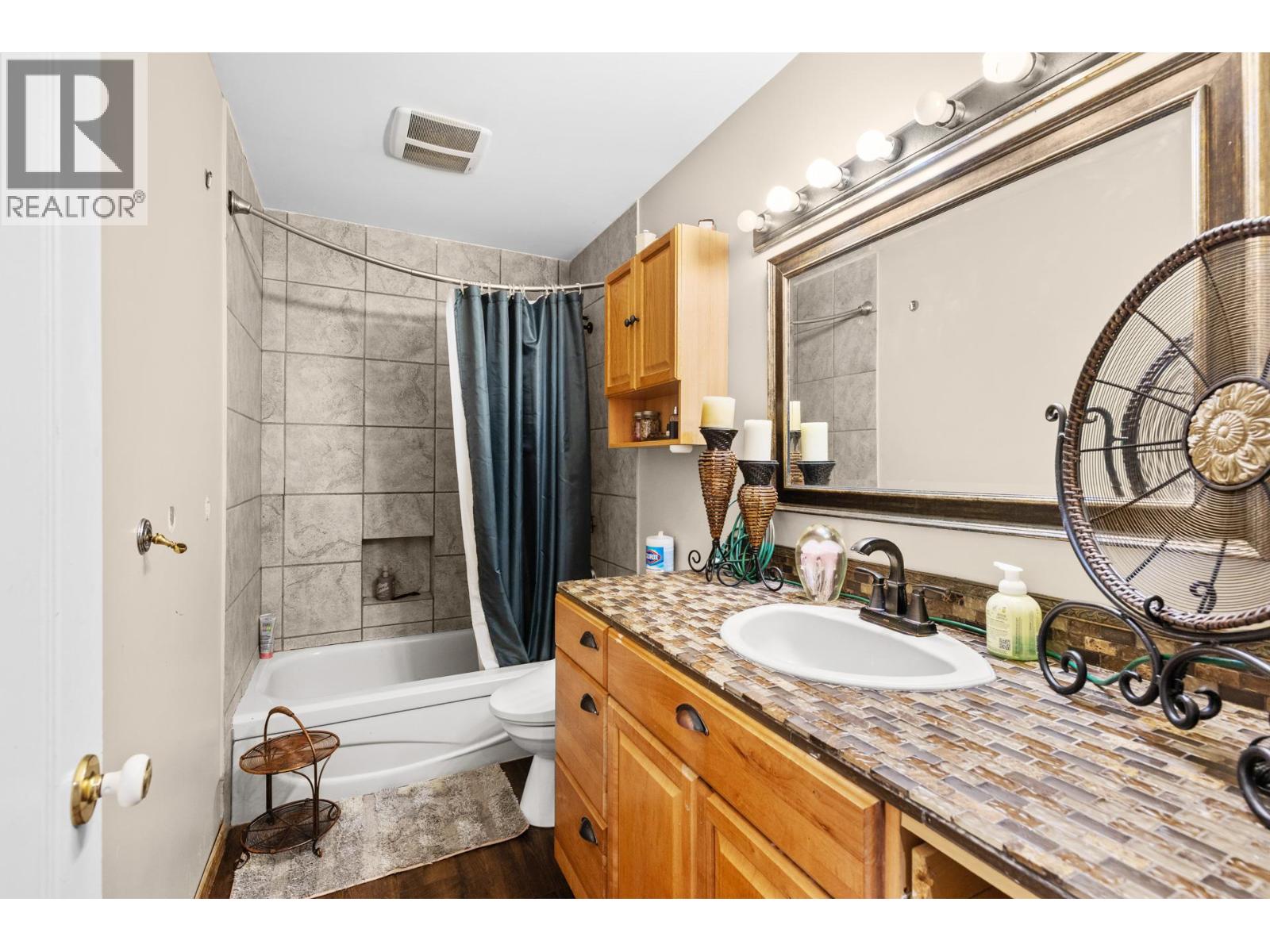 3376/3378 Mcmillan Road, West Kelowna, British Columbia  V4T 1H1 - Photo 16 - 10359553