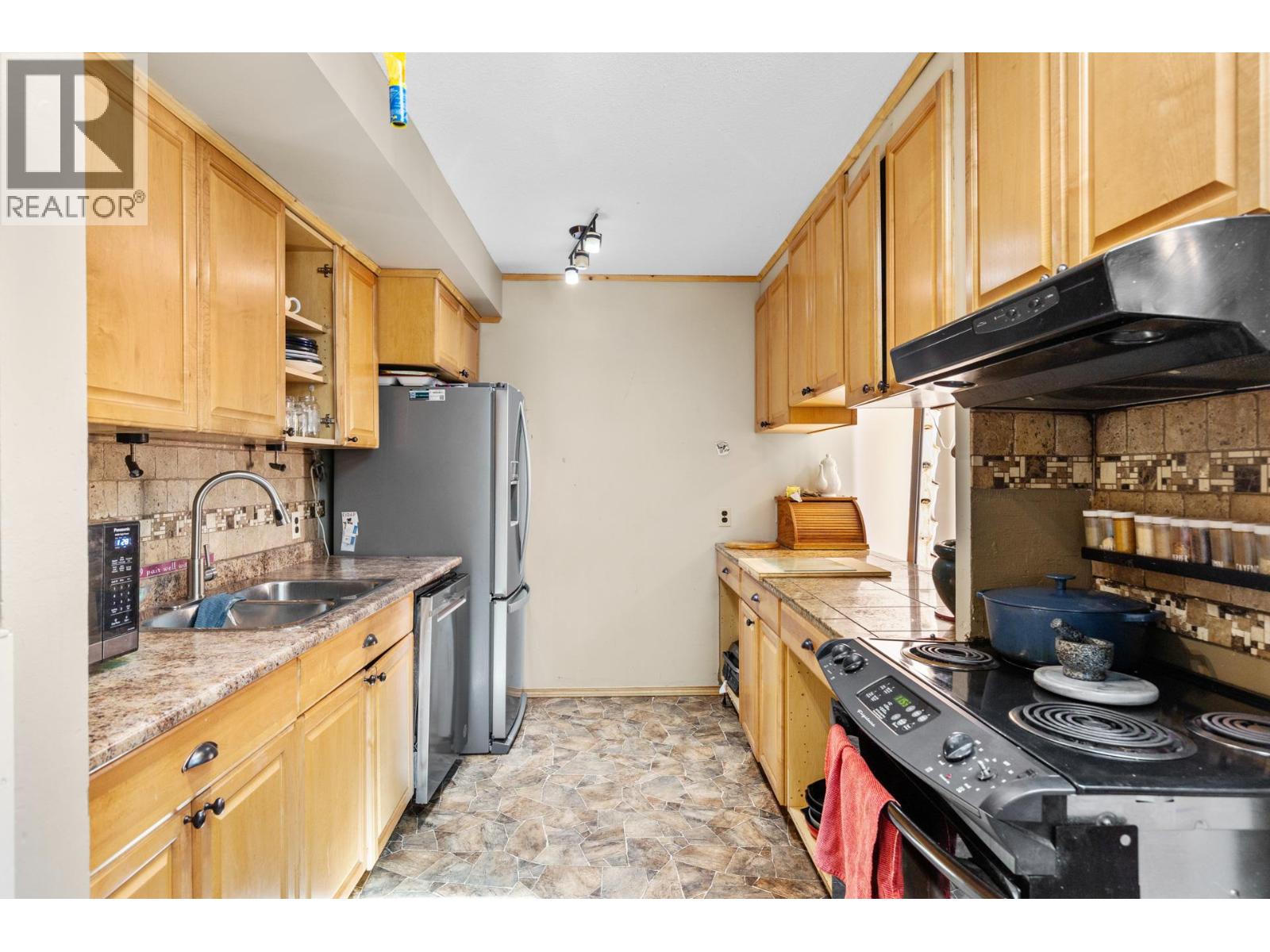 3376/3378 Mcmillan Road, West Kelowna, British Columbia  V4T 1H1 - Photo 3 - 10359553