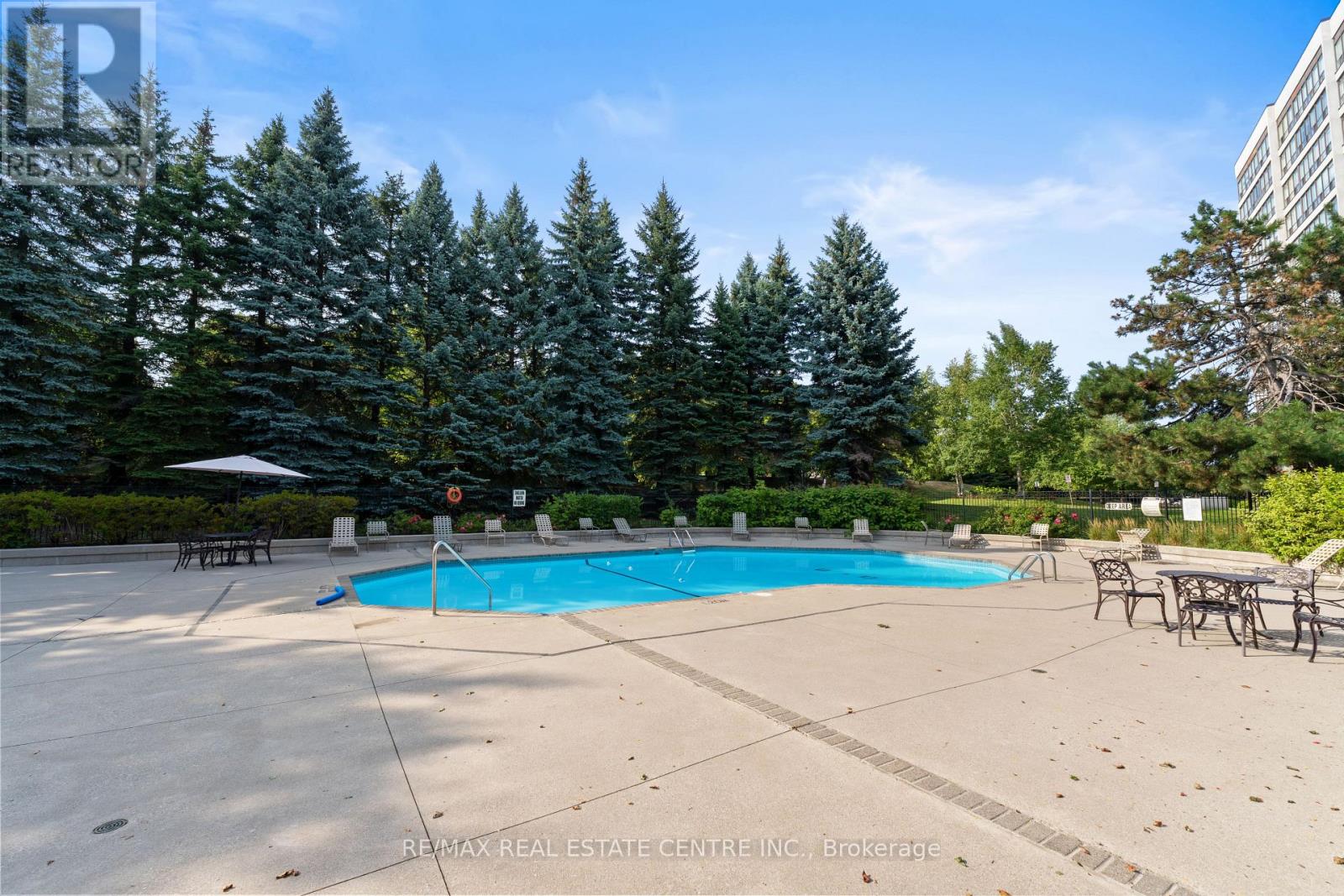 707 - 12 Laurelcrest Street, Brampton (Queen Street Corridor), Ontario  L6S 5Y4 - Photo 35 - W12350427
